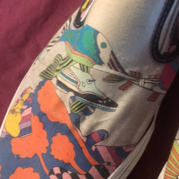 Vans The Beatles Yellow Submarine Super Rare Discontinued Slip Ons SZ 10.5 - Picture 3 of 9